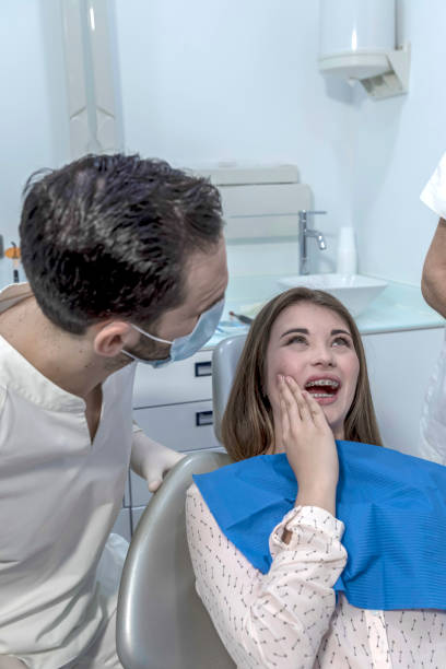 Best Emergency Dental Care for Broken or Chipped Teeth in Lake Success, NY